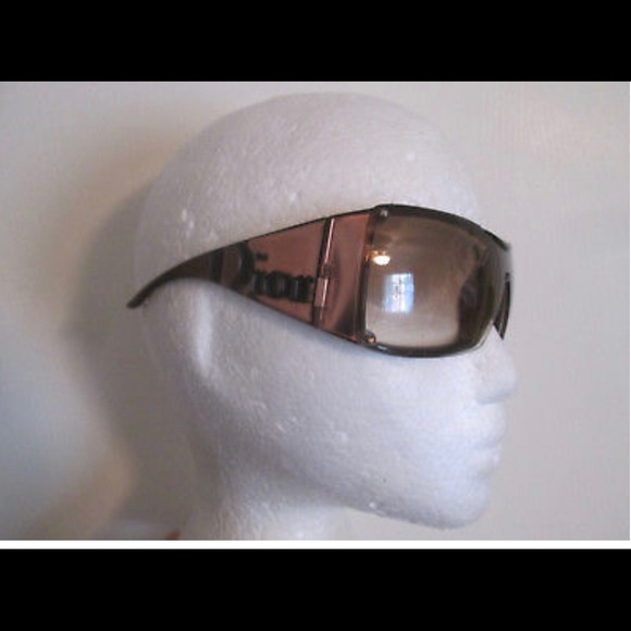❌❌SOLD❌❌ 🌸Authentic Dior Brown Sunglasses🌸 - Picture 3 of 8